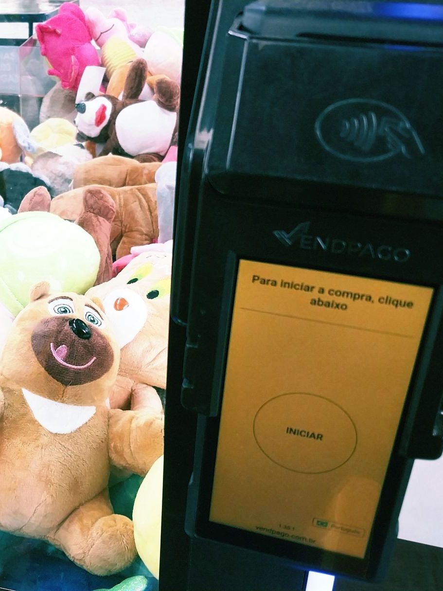 VendTEF em máquina de pegar bichinhos