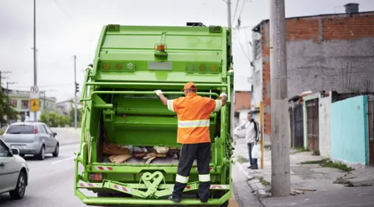 manejo de residuos solidos brasil economia de água