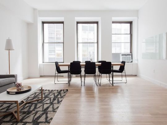 SUSTENTABILIDADE EM CASA: PEQUENAS MUDANÇAS PARA UM IMPACTO POSITIVO NO MEIO AMBIENTE