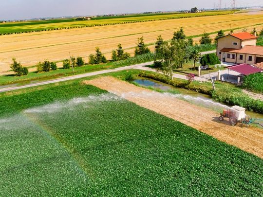 ECONOMIA DE ÁGUA: DICAS E ESTRATÉGIAS PARA ECONOMIZAR ÁGUA E DINHEIRO NA FAZENDA