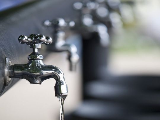 RIQUEZA NA TORNEIRA: ESTRATÉGIAS PARA ECONOMIZAR ÁGUA E DINHEIRO