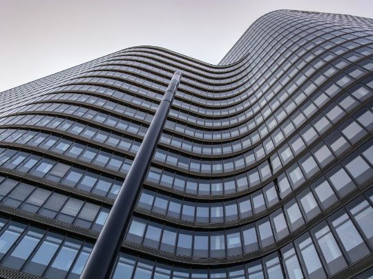 ESTRATÉGIAS CORPORATIVAS: ECONOMIA DE ÁGUA COMO FERRAMENTA DE COMPETITIVIDADE