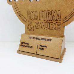 TROFEU EM MDF BOA FORMA COM TEXTO