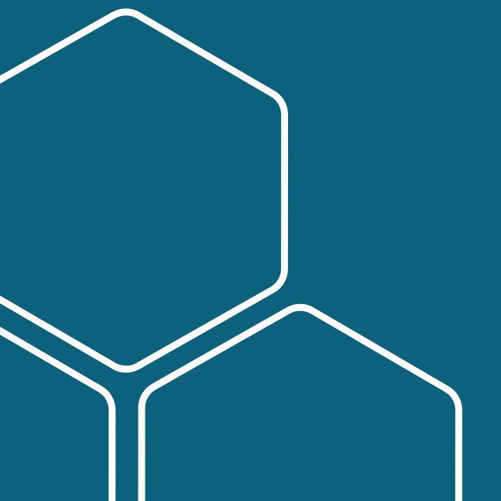 Imagem com 3 Hexágonos, representando a C+ Seguros