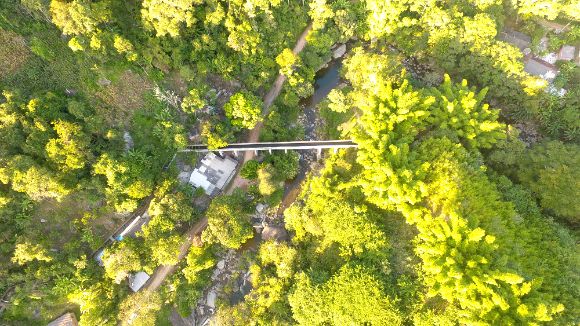 Inspeção de barragem com drone
