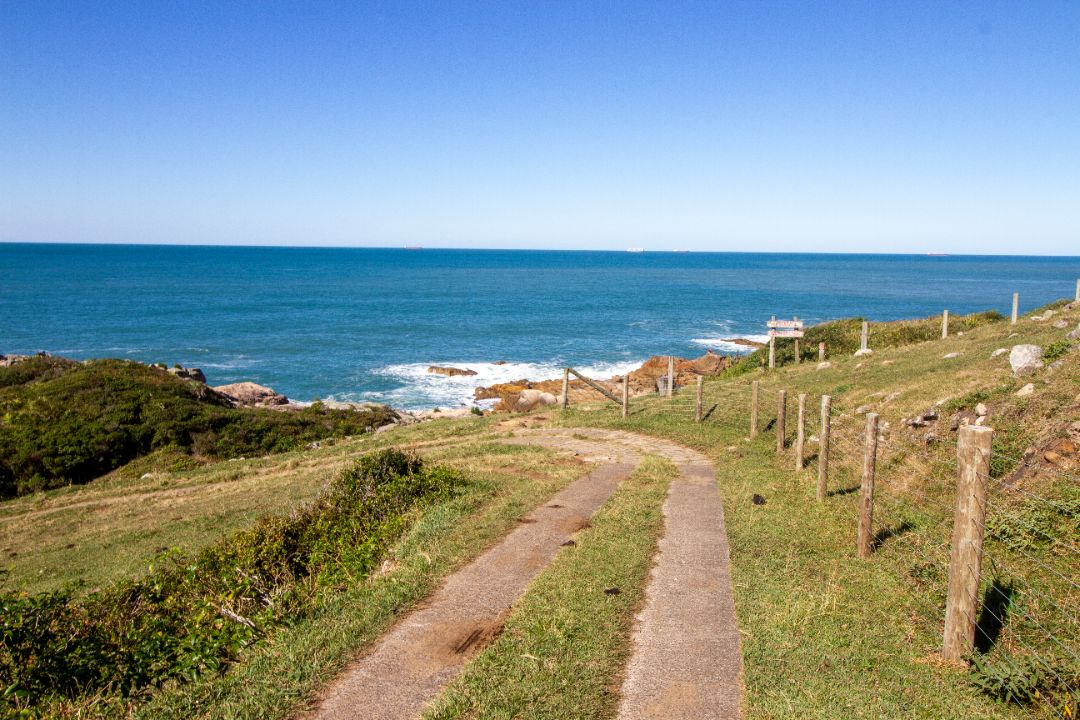 trilha praia vermelha santa catarina brasil
