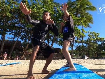 aula de surf na praia do rosa