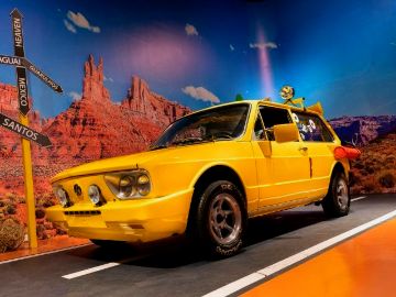 MOVIE CARS