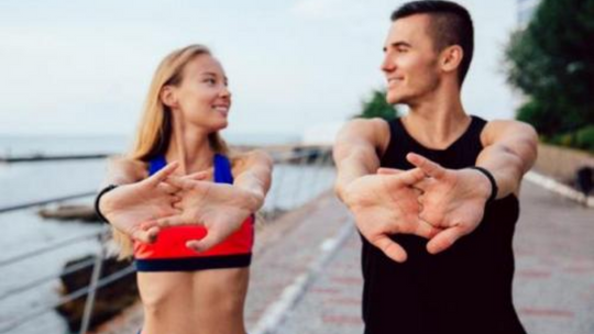 Conheça três atividades físicas que vão te ajudar a combater a má digestão