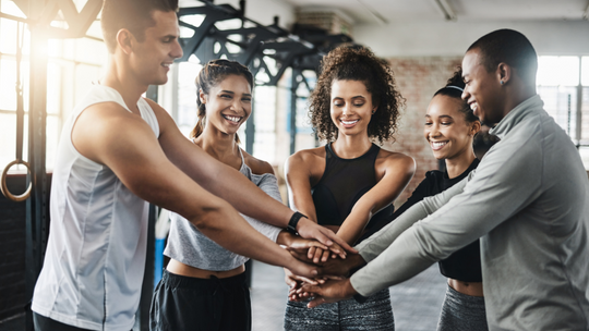 Descubra oito benefícios que a amizade traz para sua vida