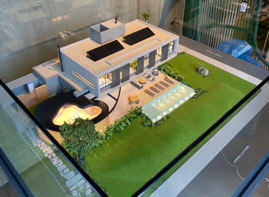 Foto da maquete da casa.
