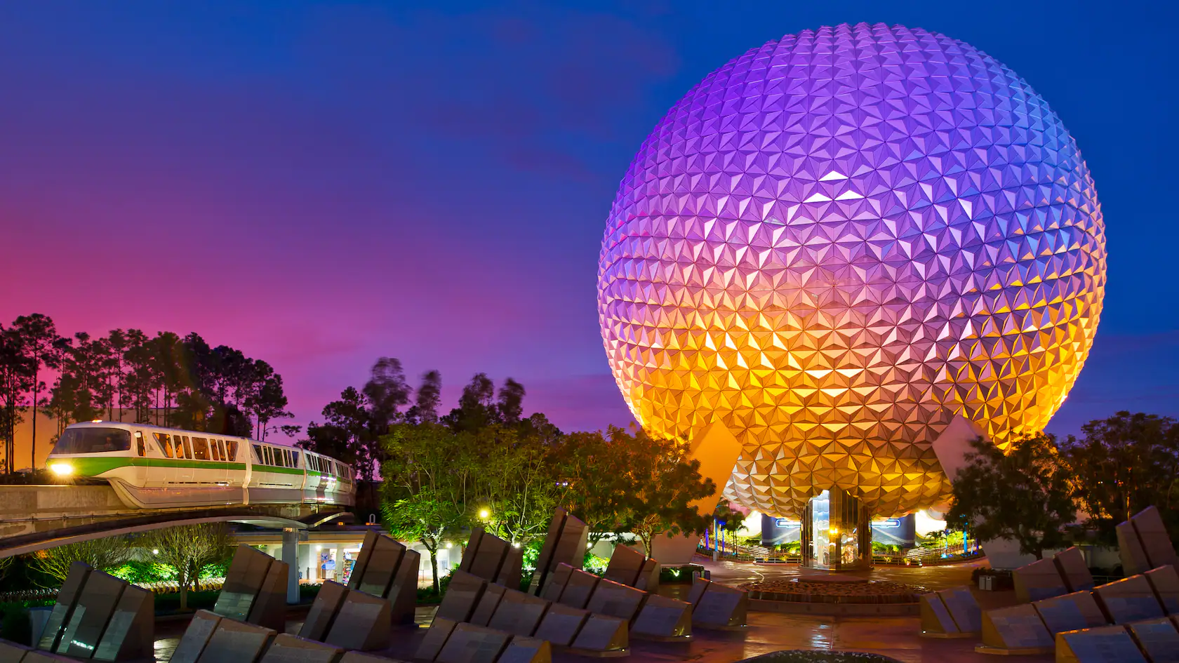 EPCOT CENTER