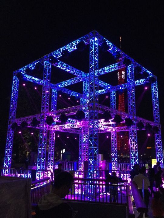 cenografia e stands para feiras, festas, eventos corporativos, congressos e festivais