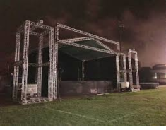 Locação de palco profissional 1 água, 2 águas, palco concha, projeto especial para shows, eventos, espetáculos, festivais, palestras, congressos, palestras, corporativos e eventos em geral no Rio de Janeiro e Brasil.