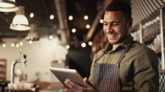 Destaque da Alarm.com para Empresas - RedeSEC