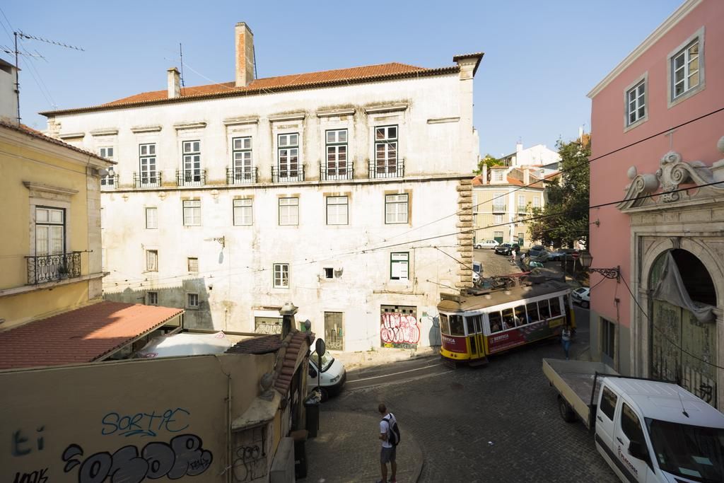 Ola Lisbon - Castelo II 1