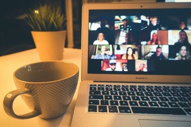 Atendimento por vídeo conferência